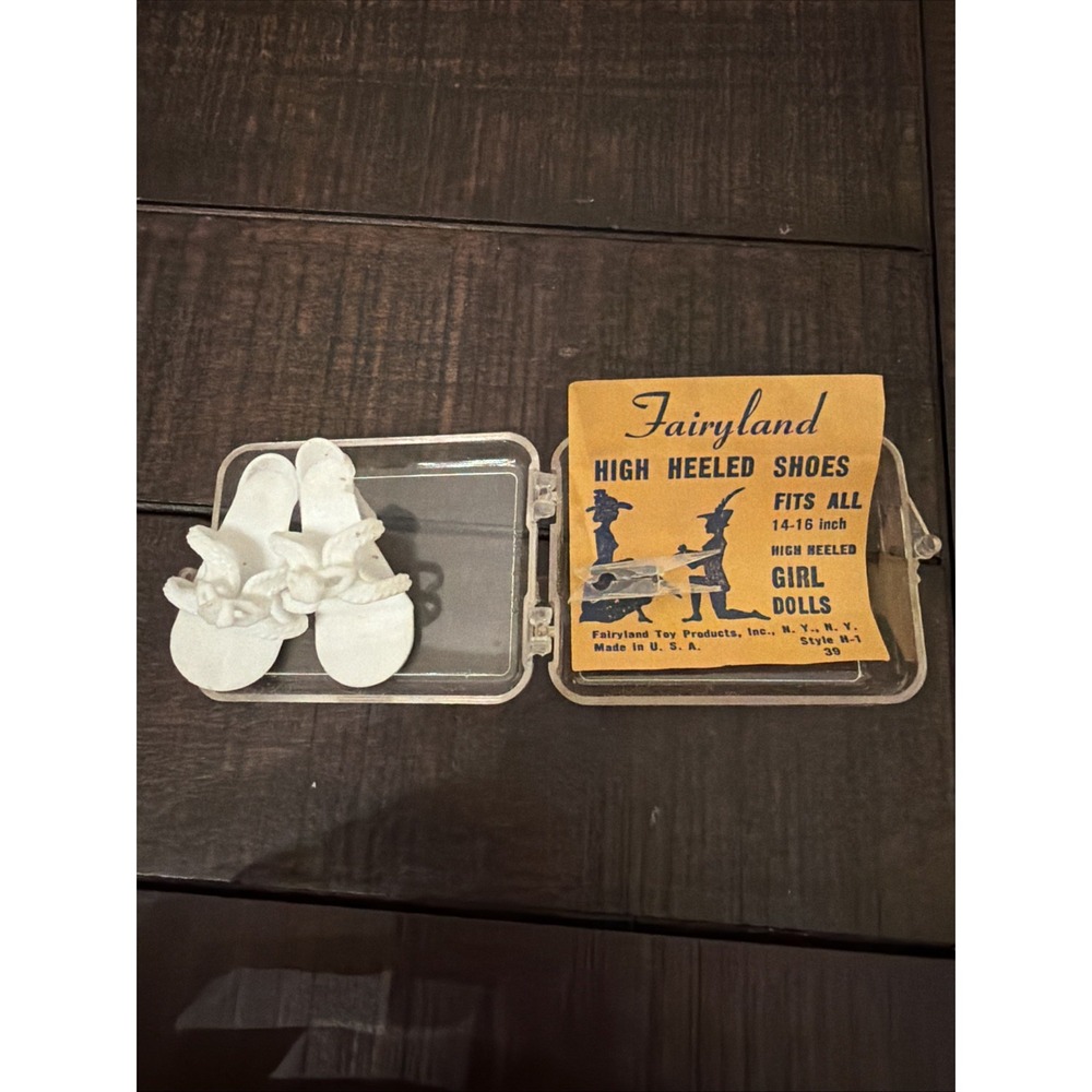 1 Pair Vintage "Fairyland" Toy High Heel Fashion Doll Shoes White 1950-60s MIB